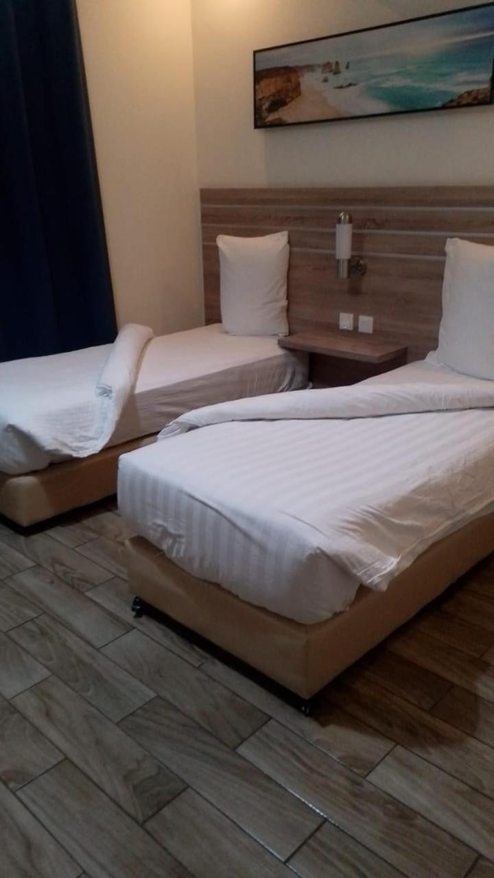 עקבה La Riva Hotel מראה חיצוני תמונה