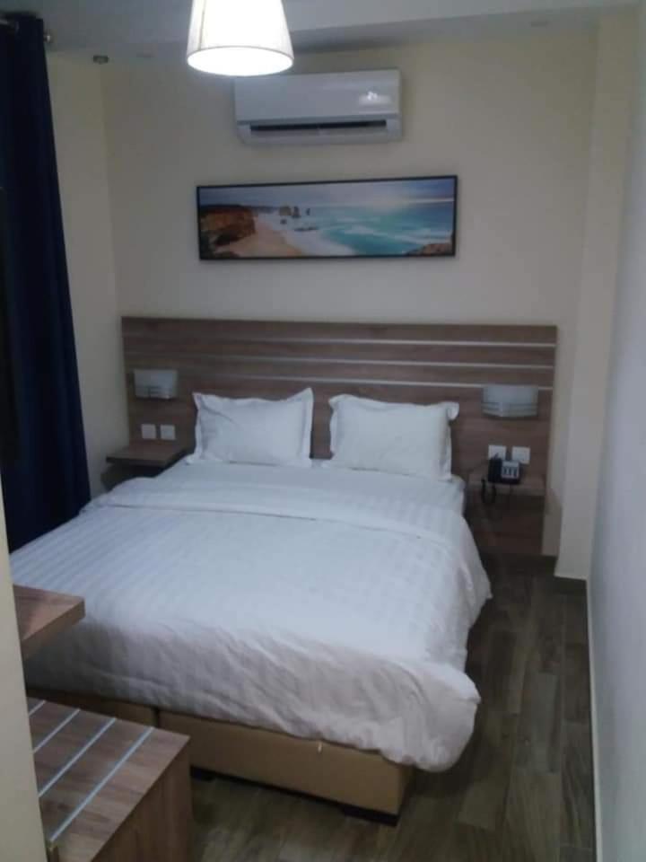 עקבה La Riva Hotel מראה חיצוני תמונה