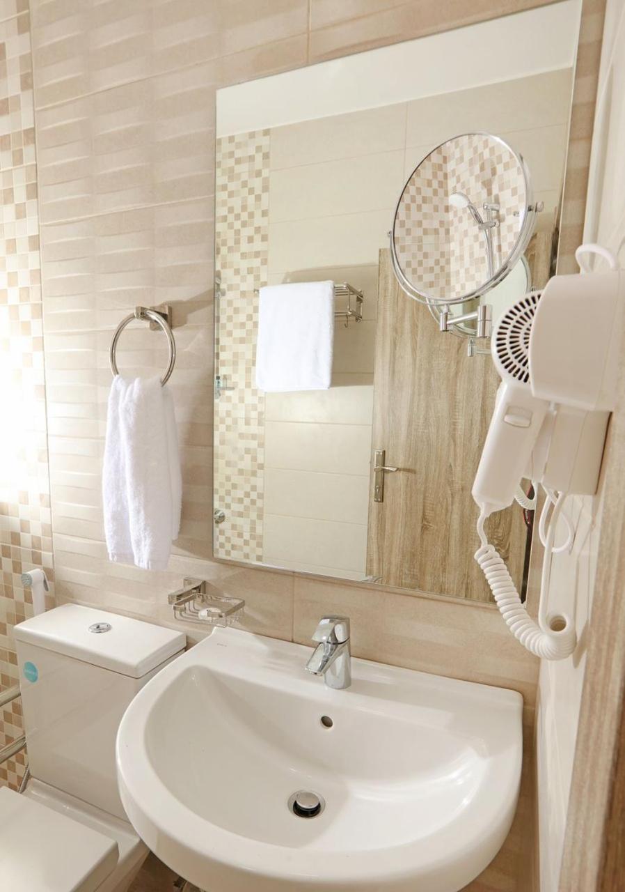 עקבה La Riva Hotel מראה חיצוני תמונה